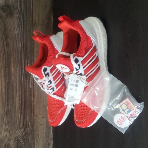 New Adidas Ultraboost Unisex Sneakers Red Running Lightweight Gym Workout Shoes - Picture 8 of 11